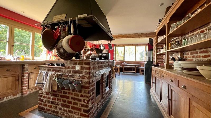 Maison - 500 m² - 15 pièces