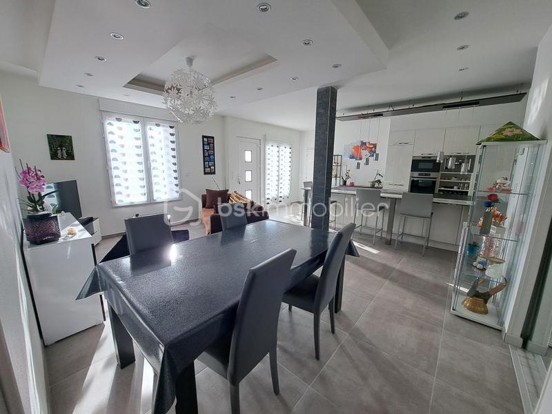 Loft - 109 m² - 5 pièces