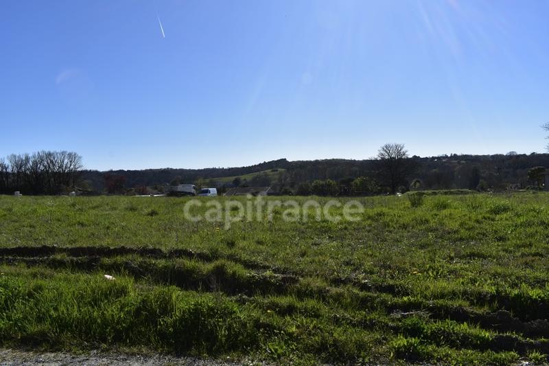 Terrain constructible - 751 m²