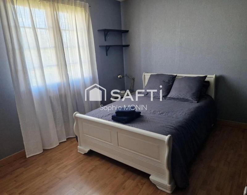 Villa - 130 m² - 8 pièces