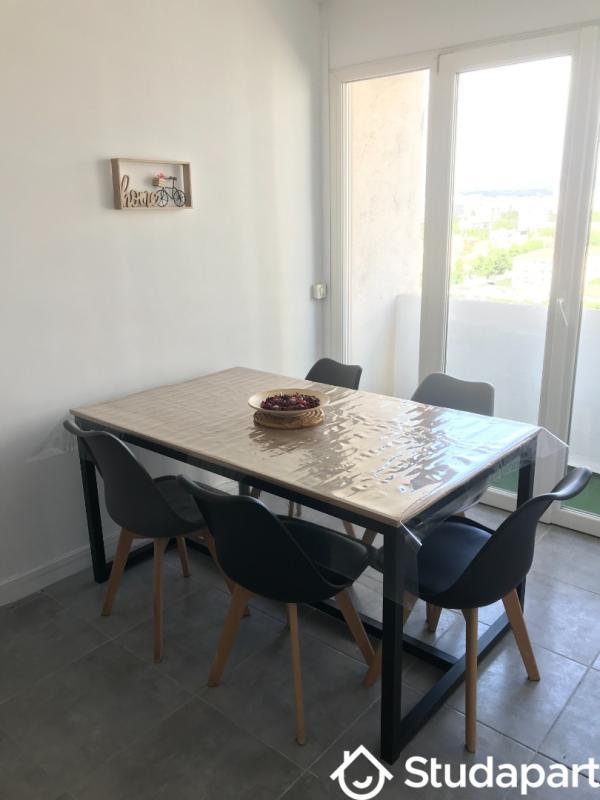 Chambre - 9 m² - 1 pièce