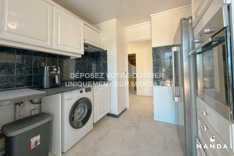 Chambre - 14 m² - 6 pièces