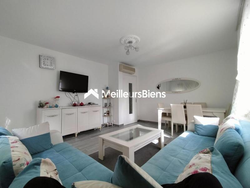 Maison - 93 m² - 4 pièces