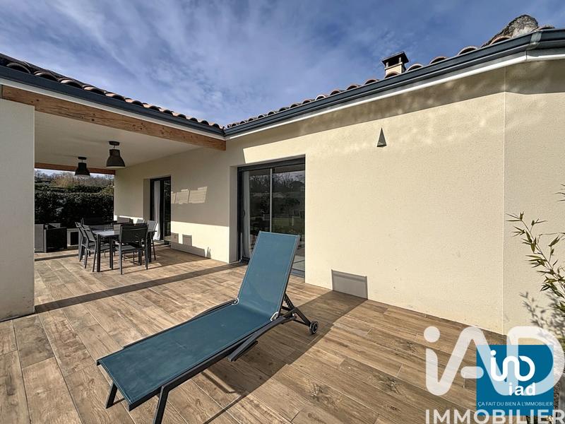 Maison - 136 m² - 8 pièces