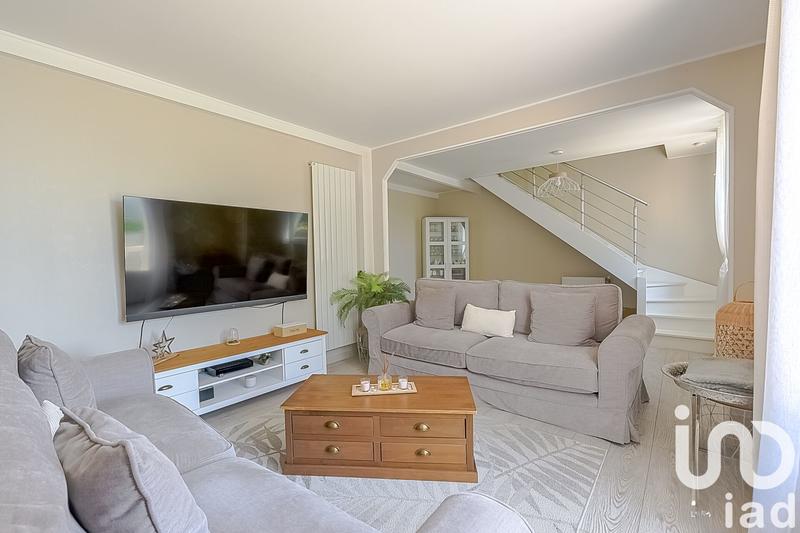 Maison - 171 m² - 9 pièces