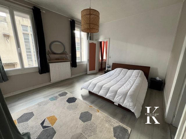 Appartement - 75 m² - 3 pièces