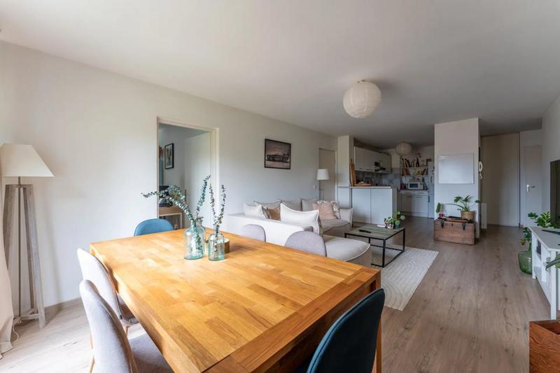 Appartement - 75 m² - 4 pièces