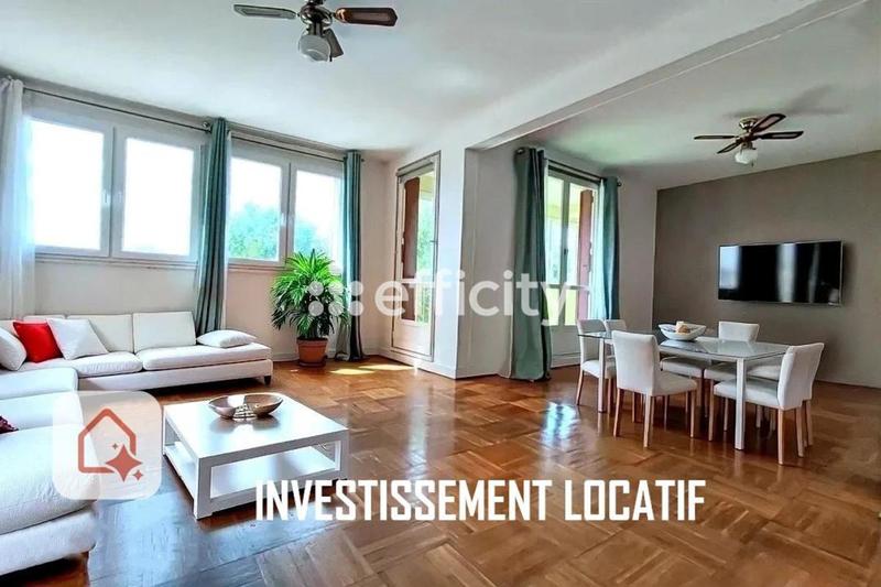 Appartement - 100 m² - 5 pièces