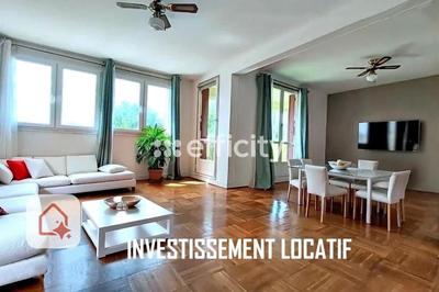 Appartement - 100 m² - 5 pièces