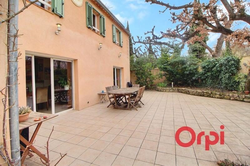 Maison - 128 m² - 6 pièces