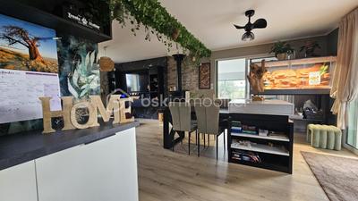 Maison - 140 m² - 7 pièces