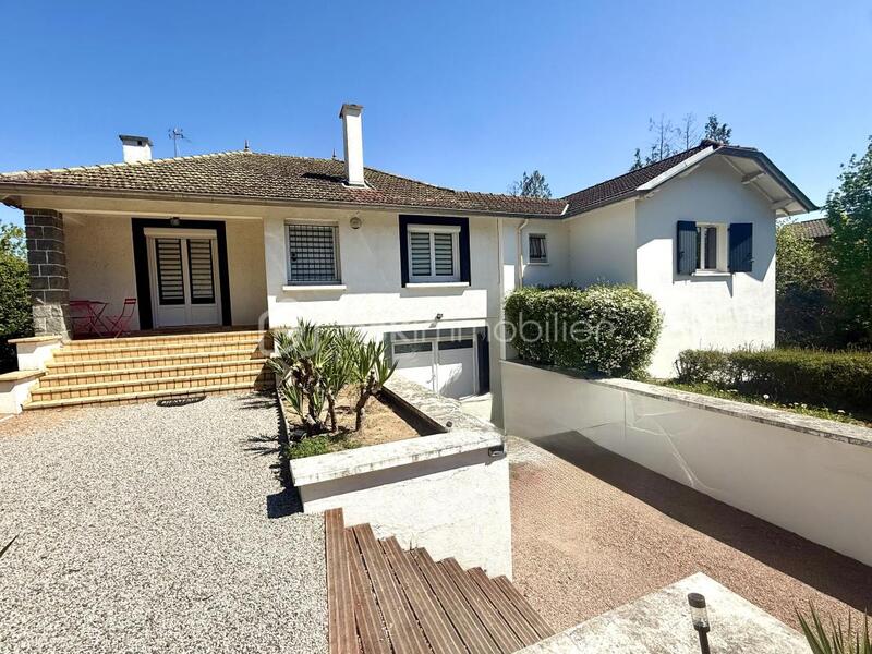 Villa - 157 m² - 4 pièces