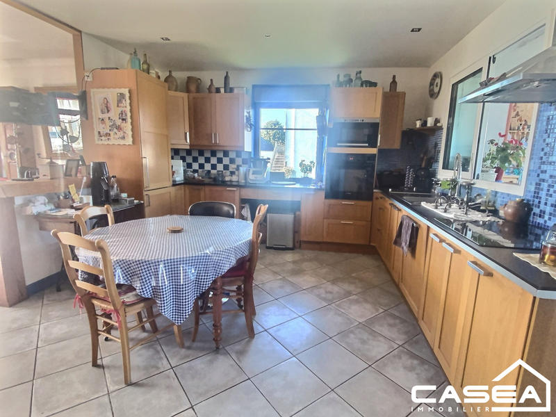 Maison - 160 m² - 8 pièces