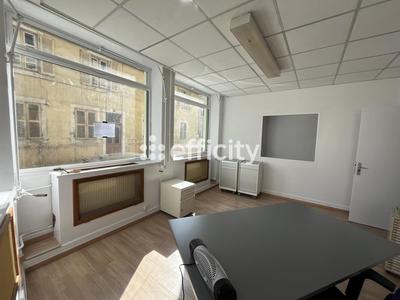 Bureau - 62 m² - 4 pièces