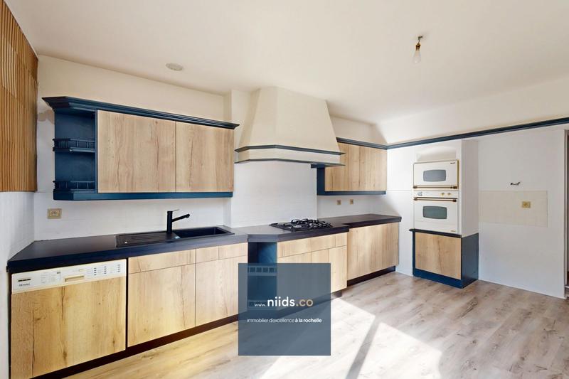 Appartement - 165 m² - 5 pièces