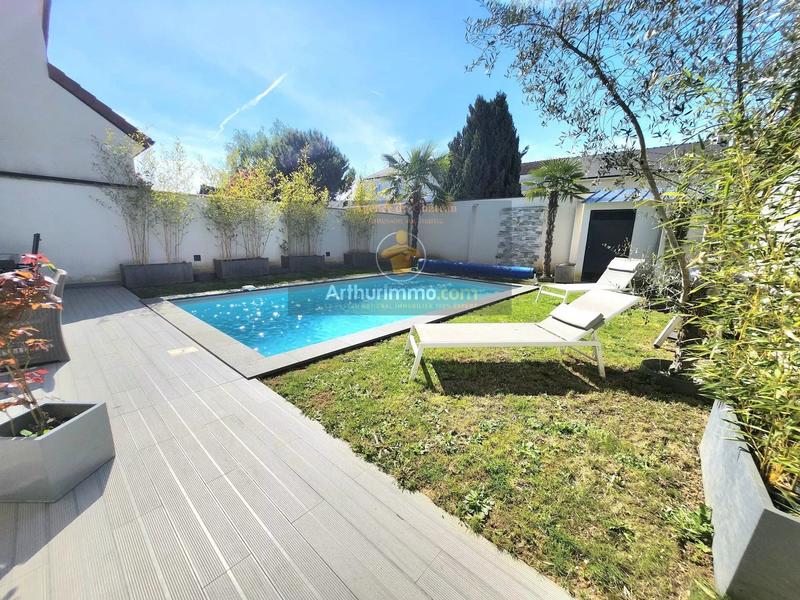 Maison - 155 m² - 6 pièces