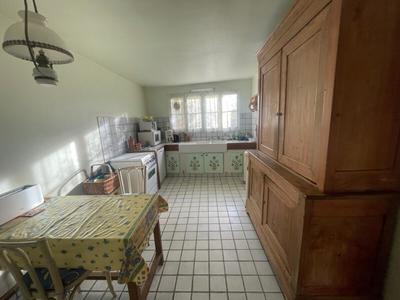 Maison - 232 m² - 10 pièces