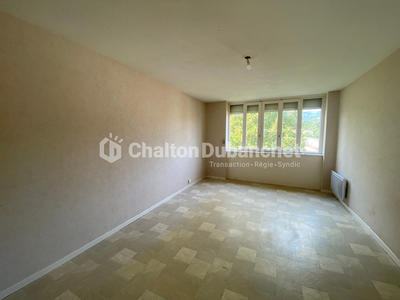 Appartement - 74 m² - 4 pièces