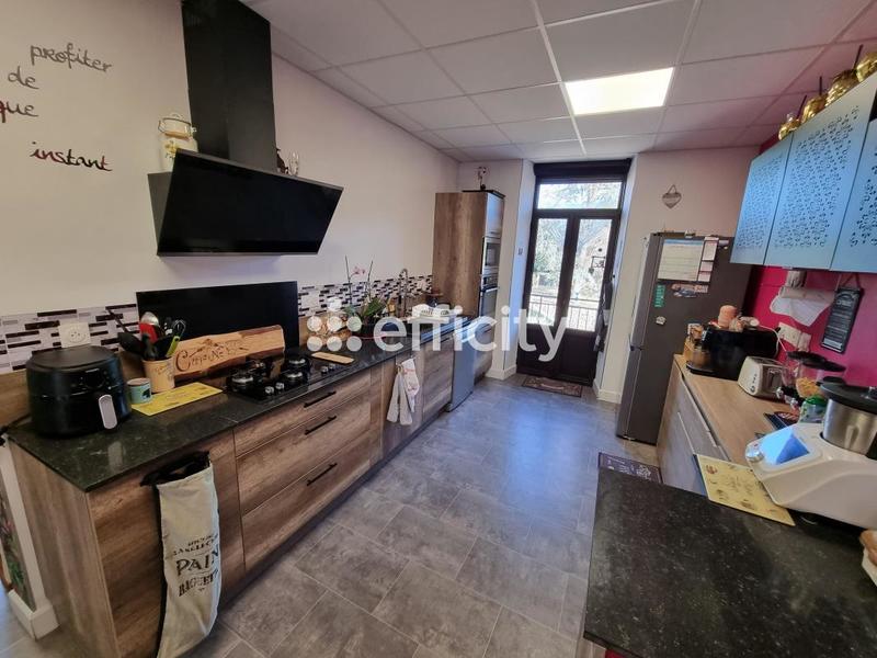 Maison - 118 m² - 7 pièces