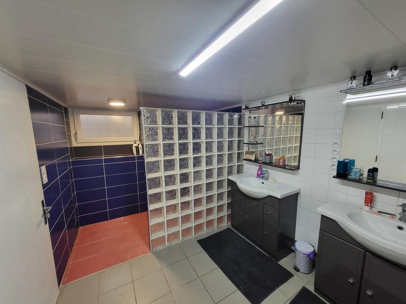 Maison - 80 m² - 5 pièces