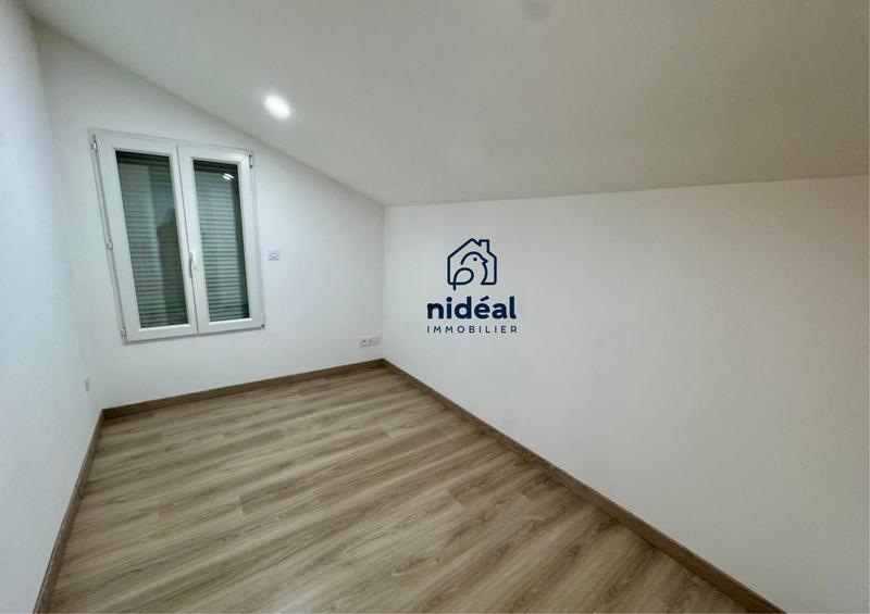 Maison - 95 m² - 6 pièces