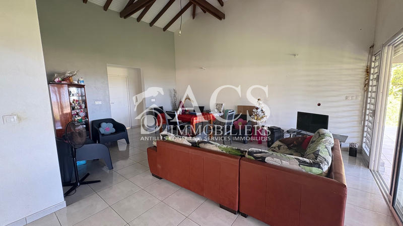 Maison - 103 m² - 4 pièces