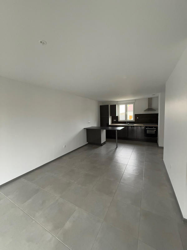 Maison - 96 m² - 5 pièces