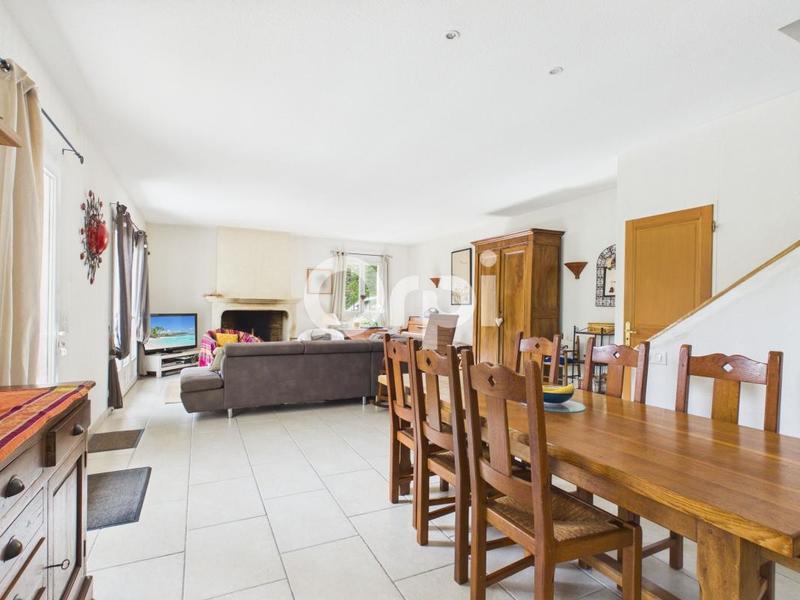 Maison - 135 m² - 5 pièces