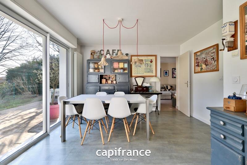 Maison - 157 m² - 8 pièces