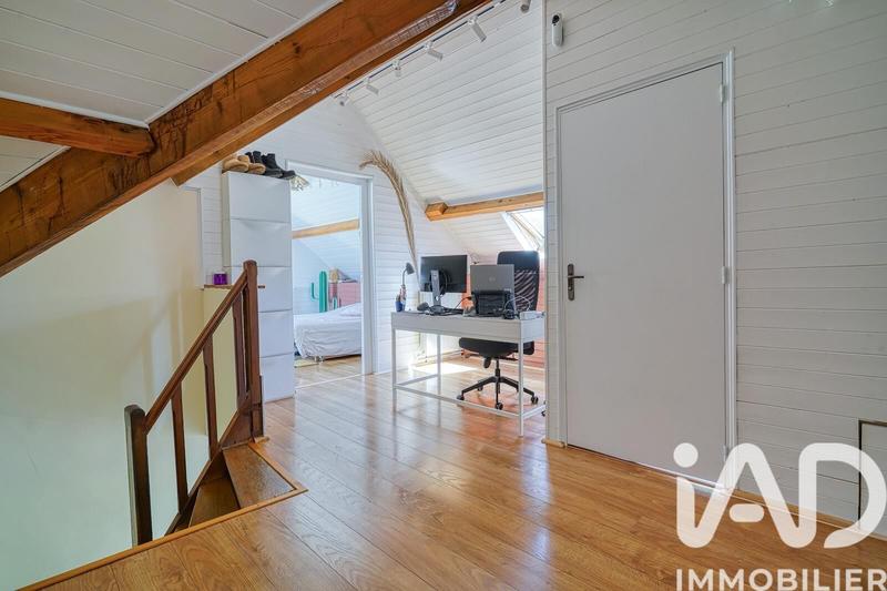 Maison - 210 m² - 5 pièces