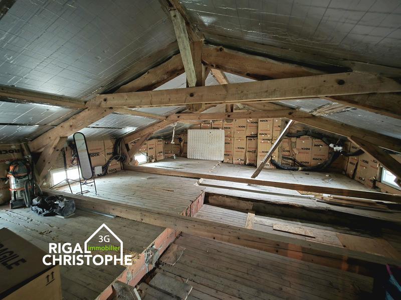 Demeure - 220 m² - 8 pièces