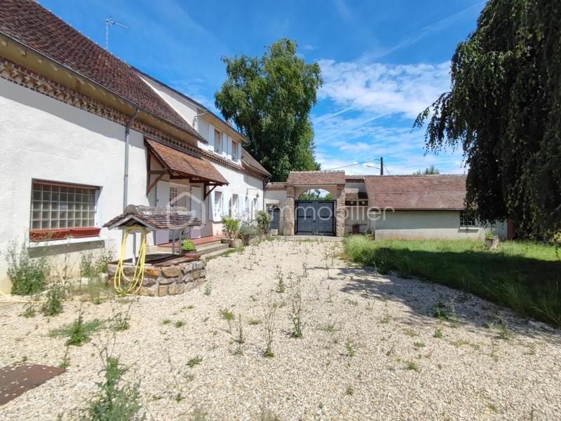 Propriété - 180 m² - 6 pièces