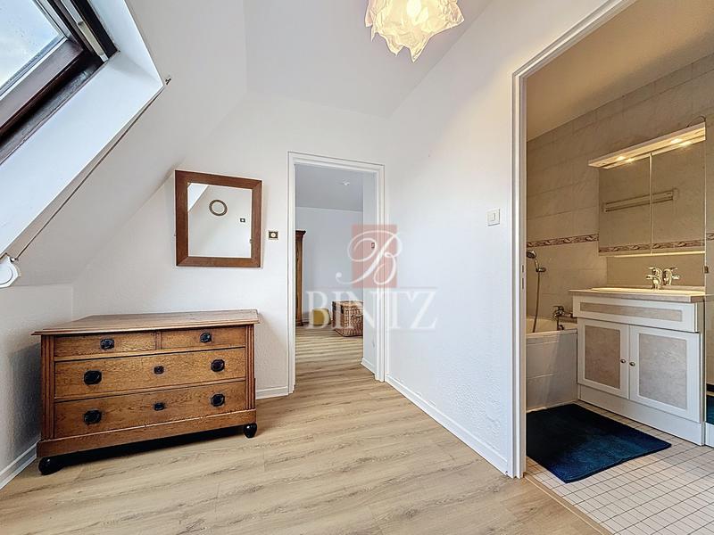 Appartement - 104 m² - 5 pièces