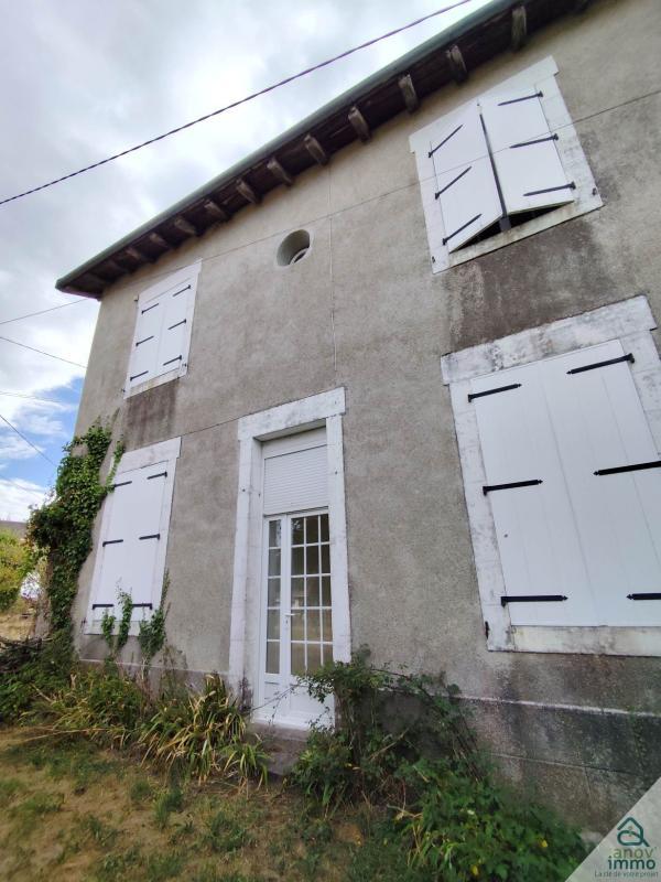 Immeuble - 94 m² - 6 pièces