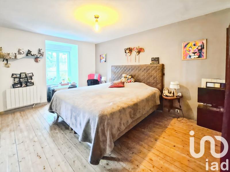 Maison - 315 m² - 19 pièces