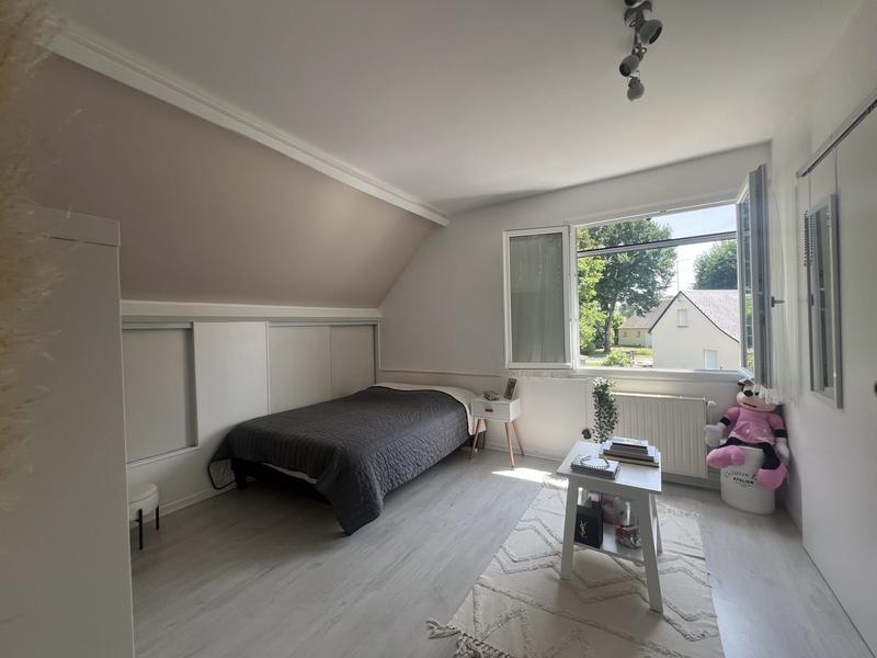 Maison - 168 m² - 8 pièces