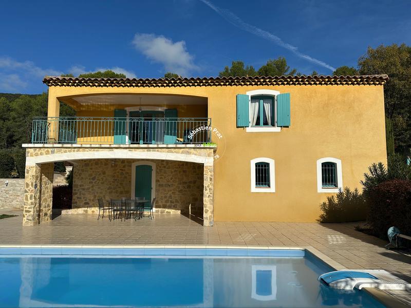 Maison contemporaine - 137 m² - 4 pièces