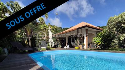 Maison - 105 m² - 4 pièces