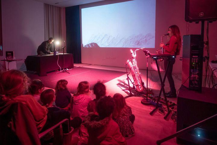 La culture au grand jour – Nina