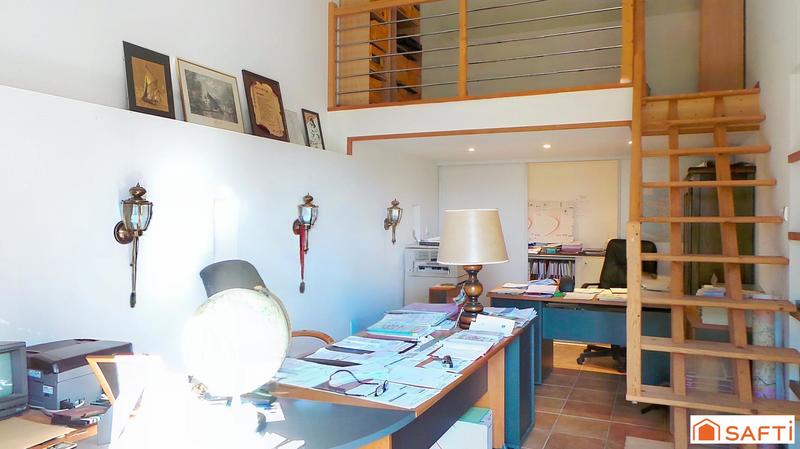 Maison - 197 m² - 7 pièces