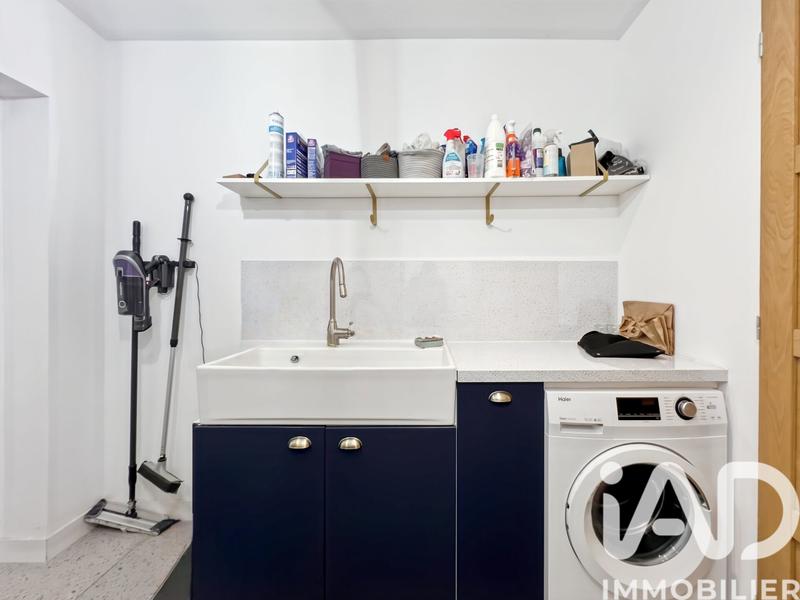 Maison - 250 m² - 11 pièces