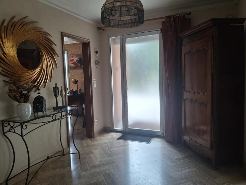 Propriété - 193 m² - 7 pièces