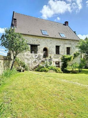 Maison - 200 m² - 8 pièces