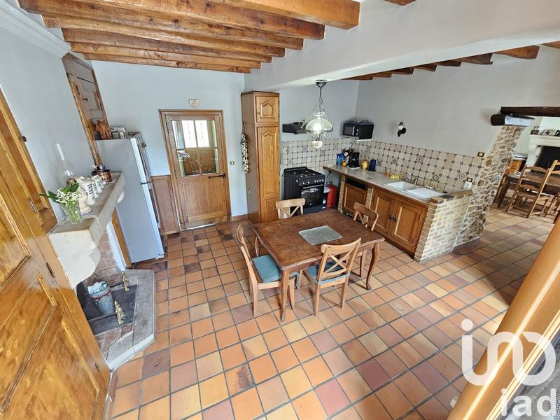 Maison - 180 m² - 8 pièces