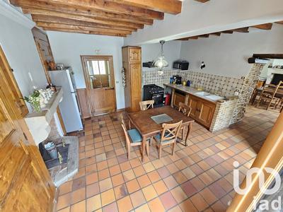 Maison - 180 m² - 8 pièces