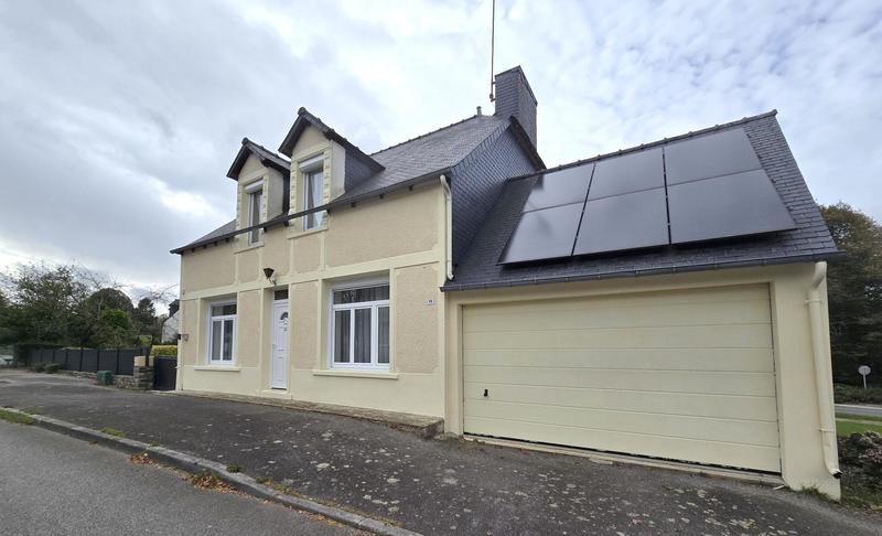 Maison traditionnelle - 94 m² - 4 pièces