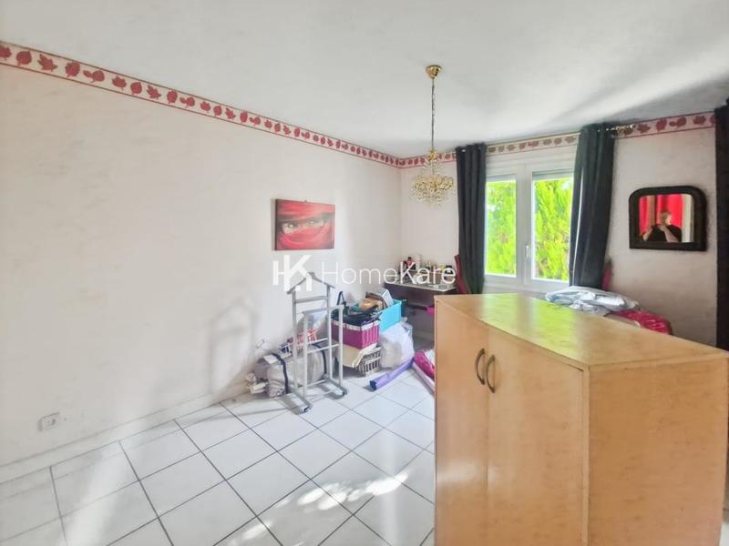 Maison - 110 m² - 4 pièces