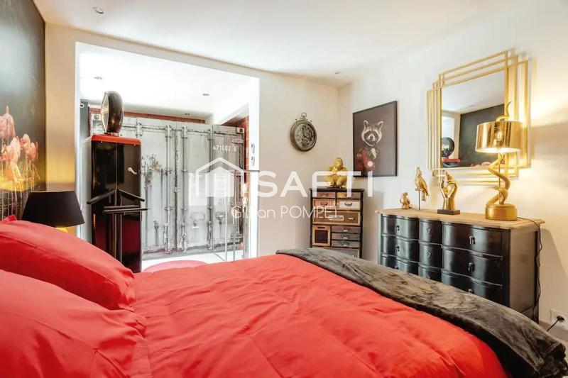 Appartement - 81 m² - 3 pièces