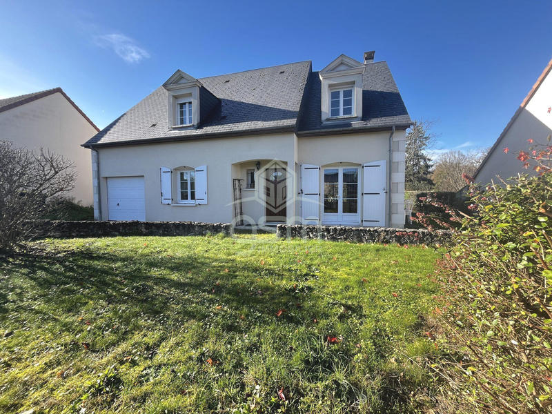 Maison - 120 m² - 6 pièces