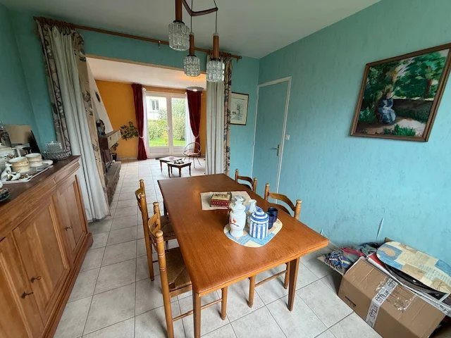 Maison - 93 m² - 4 pièces